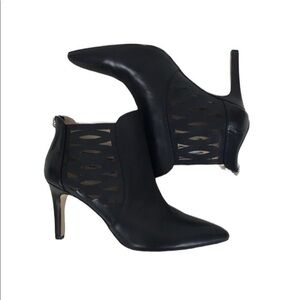 Adrienne Vittadini Laser Cut Ankle Boots Size 10